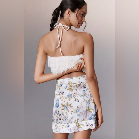 ✨ Anthropologie Printed Satin Wrap Mini Skirt - Picture 3 of 7